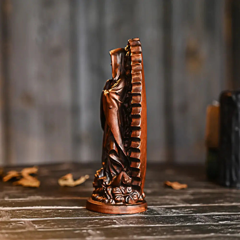 Estátua de Nossa Senhora de Guadalupe em Madeira