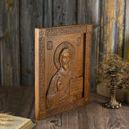 Escultura de Madeira do Pantocrator