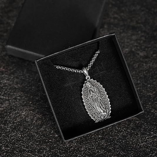 Acabamento e corrente do Colar Nossa Senhora de Guadalupe em Prata 925