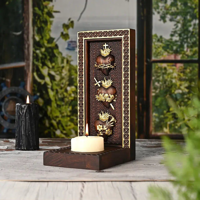 Porta-Velas Três Sagrados Corações em Madeira Maciça com vista aproximada