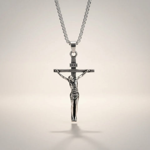 Colar Crucifixo de Jesus Cristo