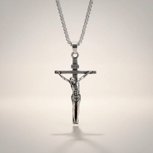 Colar Crucifixo de Jesus Cristo