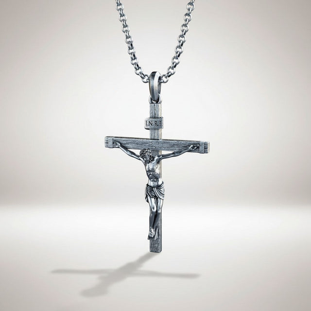 Colar Crucifixo de Jesus Cristo em Prata 925