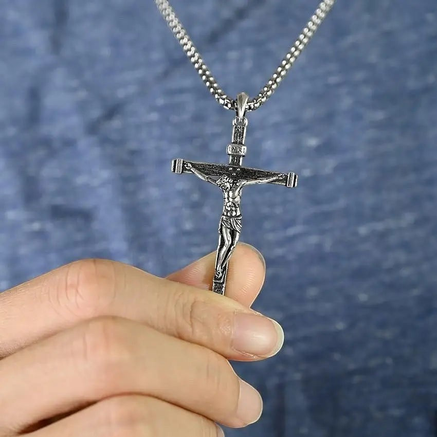 Crucifixo de Jesus Cristo em Prata 925