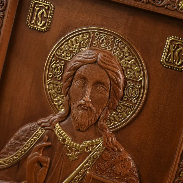 Escultura Cristo Pantocrator em Madeira Maciça em apresentação adicional