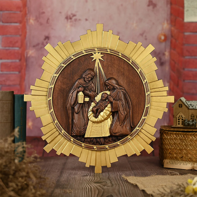 Presépio Jesus, Maria e José em Madeira Maciça com vista aproximada