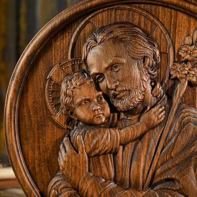 Escultura São José com Menino Jesus em Madeira Maciça em detalhes