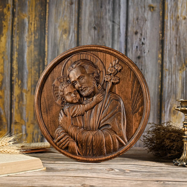 Escultura São José com Menino Jesus em Madeira Maciça em apresentação adicional