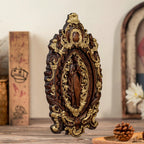 Escultura da Virgem Maria em Madeira com Folhas