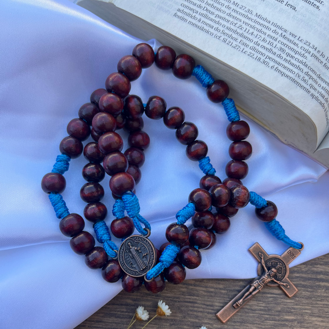 Medalha e crucifixo do Terço Católico Refúgio Celeste