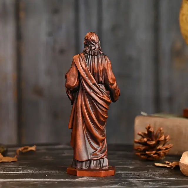 Escultura Sagrado Coração de Jesus em Madeira Maciça com detalhes da madeira