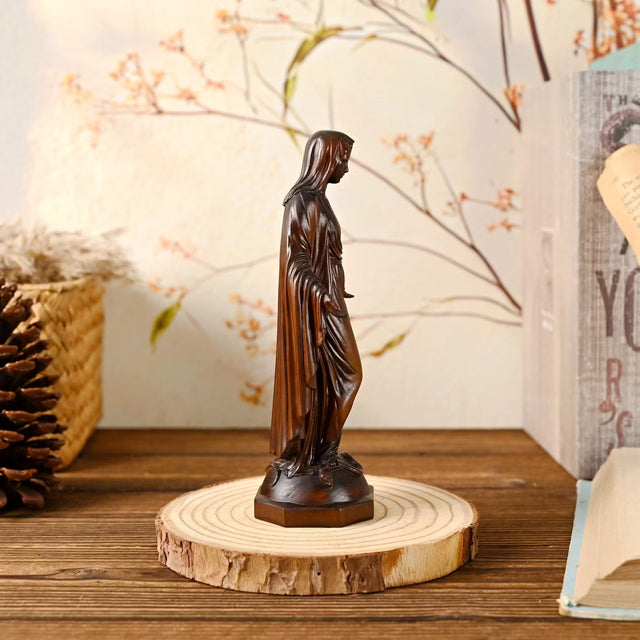 Escultura Nossa Senhora em Madeira Maciça em apresentação adicional