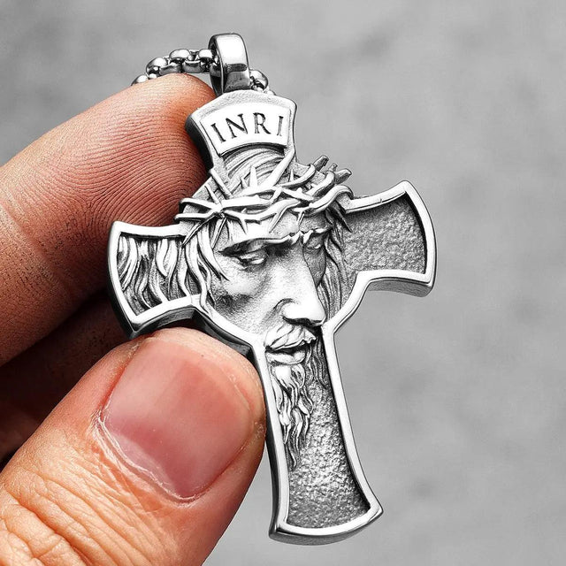 Acabamento e corrente do Colar Rosto de Jesus Cristo