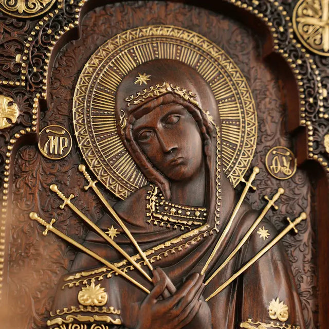 Escultura Nossa Senhora das Dores em Madeira Maciça em imagem complementar