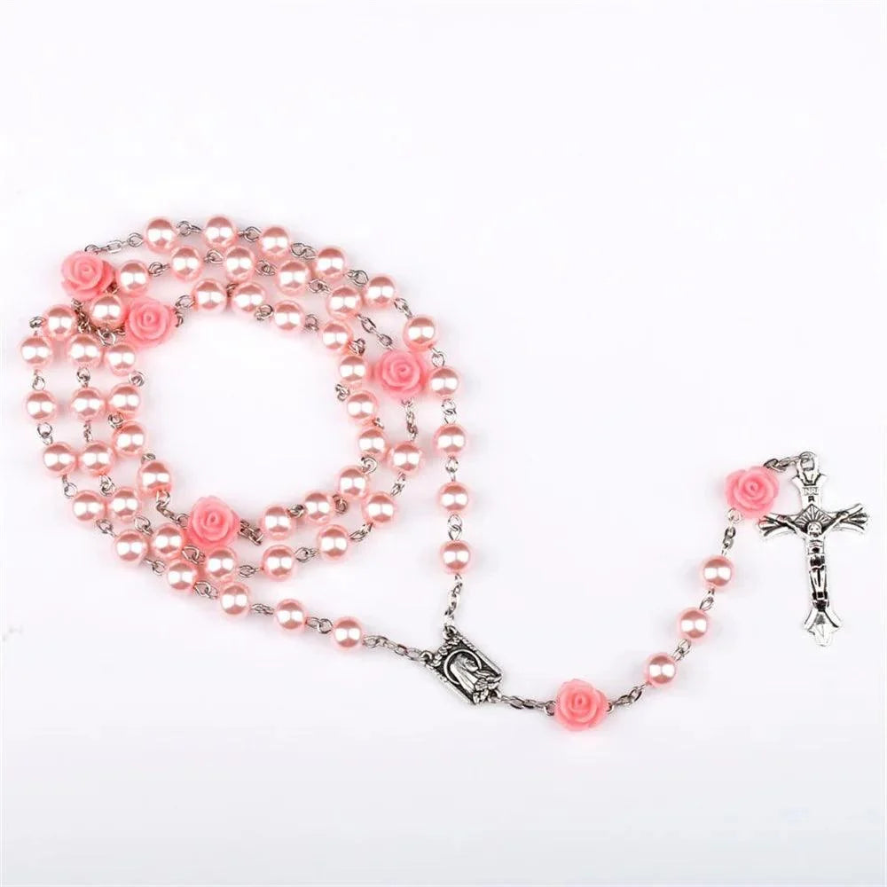 Terço da Virgem Maria com Contas de Vidro em Formato de Rosas
