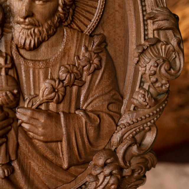 Escultura São José com Menino Jesus em Madeira Maciça em apresentação adicional