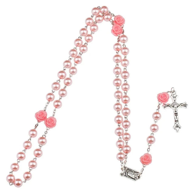 Detalhes das contas do Terço de Nossa Senhora com Contas de Vidro em Rosas