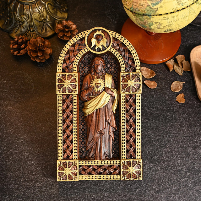Oratório Sagrado Coração de Jesus em Madeira Maciça em detalhes