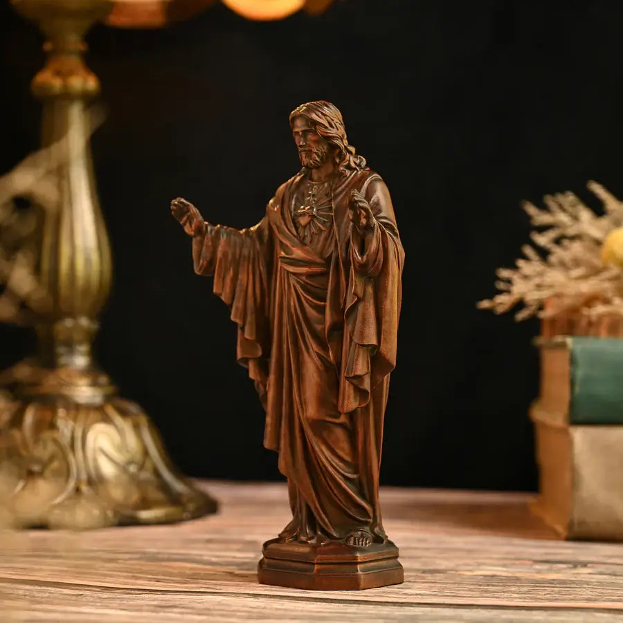 Estátua de Madeira do Sagrado Coração de Jesus