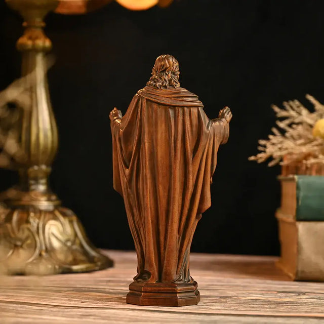Escultura Sagrado Coração de Jesus Mãos Abertas em Madeira com detalhes da madeira