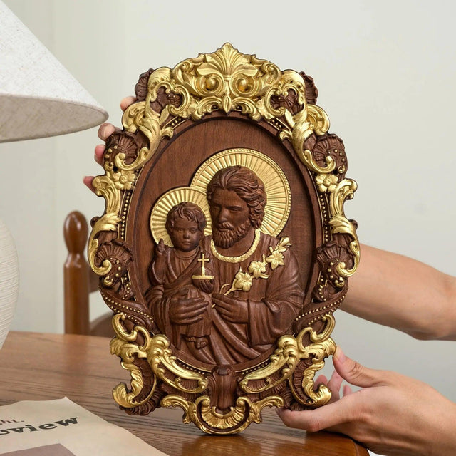 Escultura São José com Menino Jesus em Madeira Maciça em detalhes