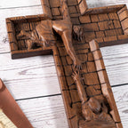Cruz De Parede Madeira Jesus Salvando Pedro Esculpida À Mão