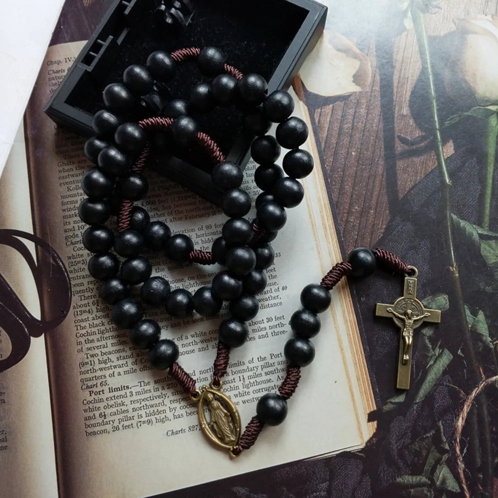 Terço da Virgem Maria com Cruz de São Bento