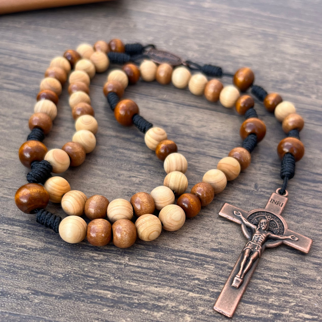 Terço Católico em Madeira Raízes da Fé