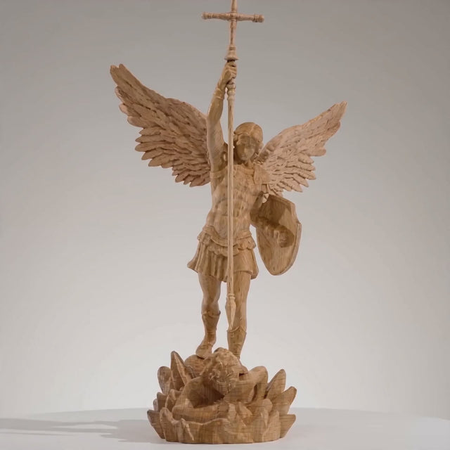 Escultura São Miguel Arcanjo em Madeira Maciça