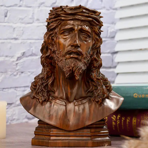 Escultura Jesus Coroado de Espinhos em Madeira Maciça